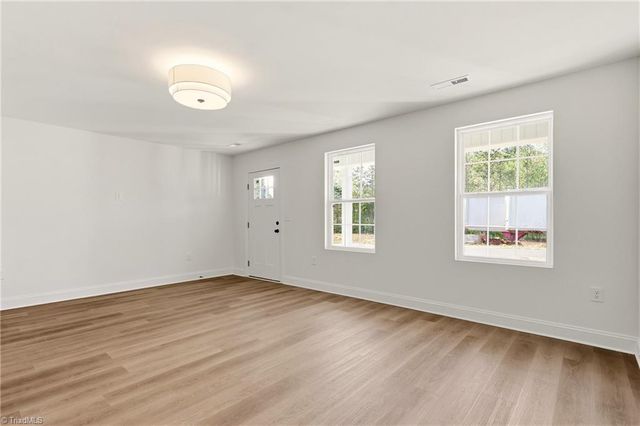1655 Stone Hill Court, Winston-salem, NC 27105