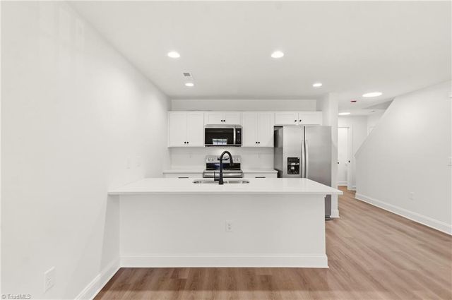 1655 Stone Hill Court, Winston-salem, NC 27105