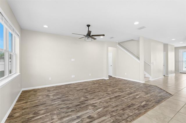 6574 KENAVA LOOP, Palmetto, FL 34221