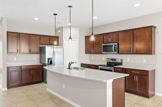 6574 KENAVA LOOP, Palmetto, FL 34221