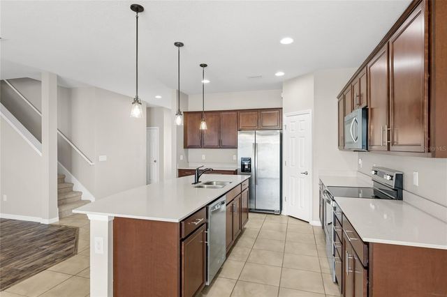 6574 KENAVA LOOP, Palmetto, FL 34221