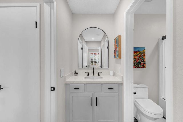 42014 Sand Dune Drive, Palm Desert, CA 92211