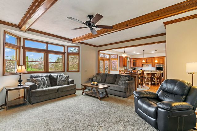 4N128 ARBOR CREEK Road, St. Charles, IL 60175