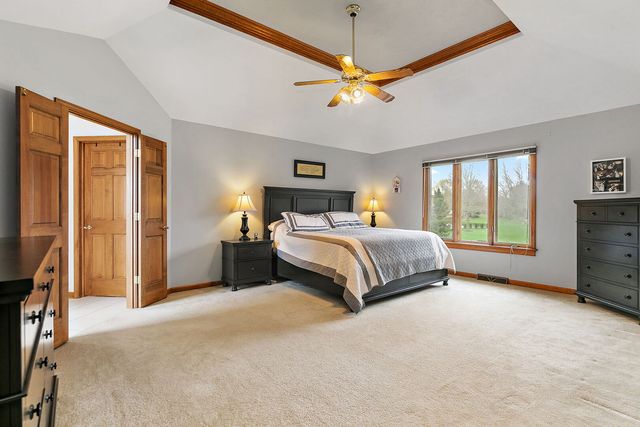 4N128 ARBOR CREEK Road, St. Charles, IL 60175