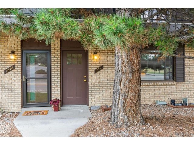 1872 Robb St, Lakewood, CO 80215