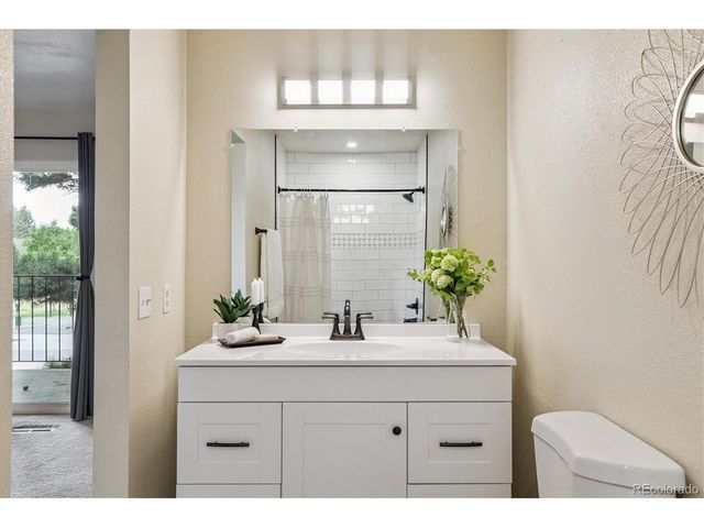 1872 Robb St, Lakewood, CO 80215