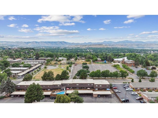 1872 Robb St, Lakewood, CO 80215