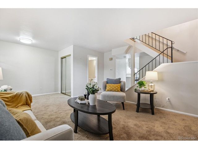 1872 Robb St, Lakewood, CO 80215