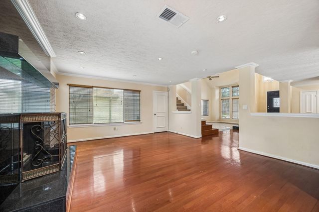 1607 Beaconshire Road, Houston, TX 77077