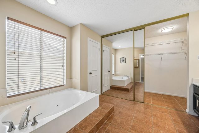 1607 Beaconshire Road, Houston, TX 77077