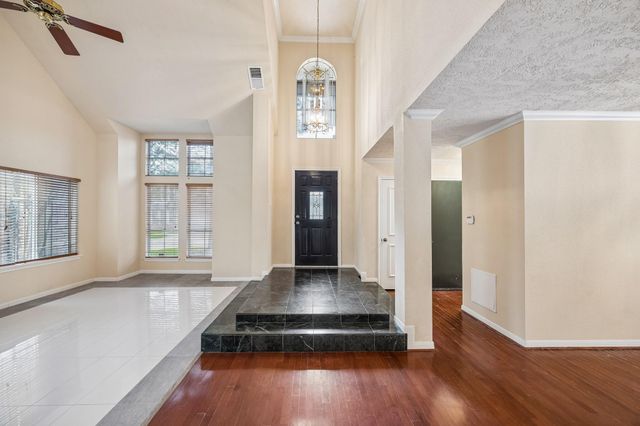 1607 Beaconshire Road, Houston, TX 77077