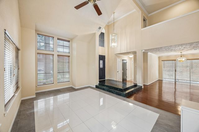 1607 Beaconshire Road, Houston, TX 77077