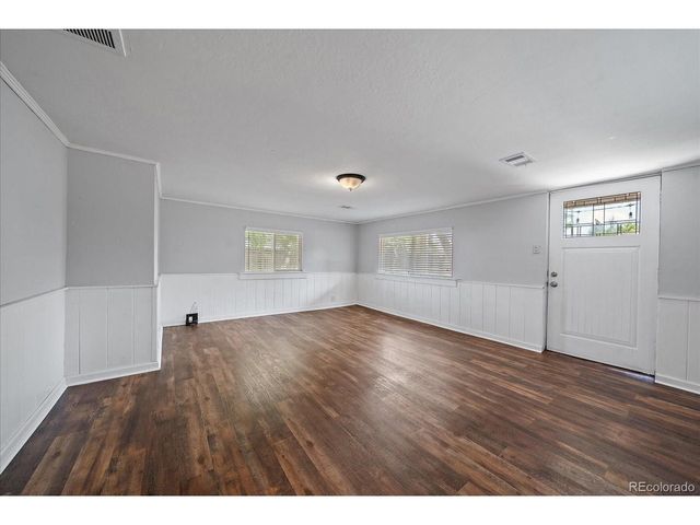 2001 W Wesley Ave, Englewood, CO 80110