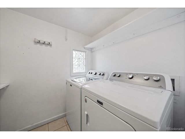 2001 W Wesley Ave, Englewood, CO 80110