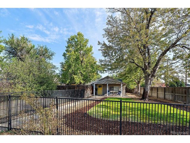2001 W Wesley Ave, Englewood, CO 80110