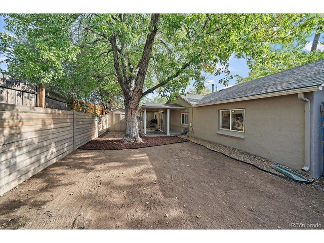 2001 W Wesley Ave, Englewood, CO 80110