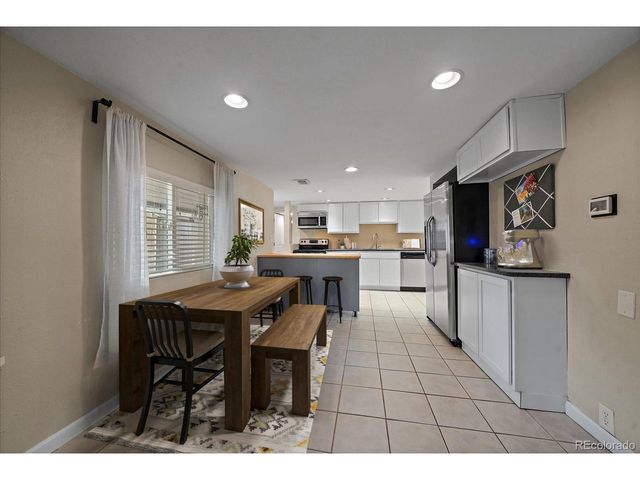 2001 W Wesley Ave, Englewood, CO 80110