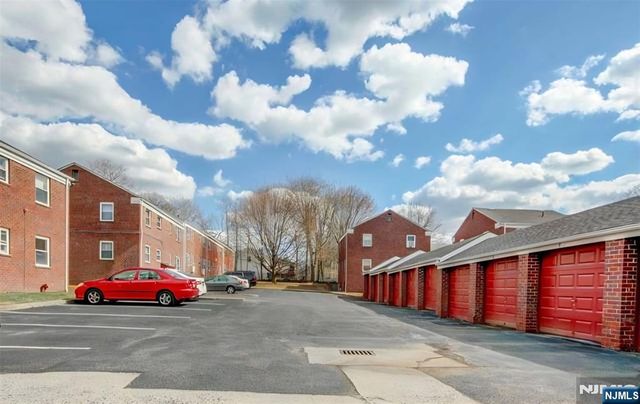 370 Esplanade 21, Hackensack, NJ 07601