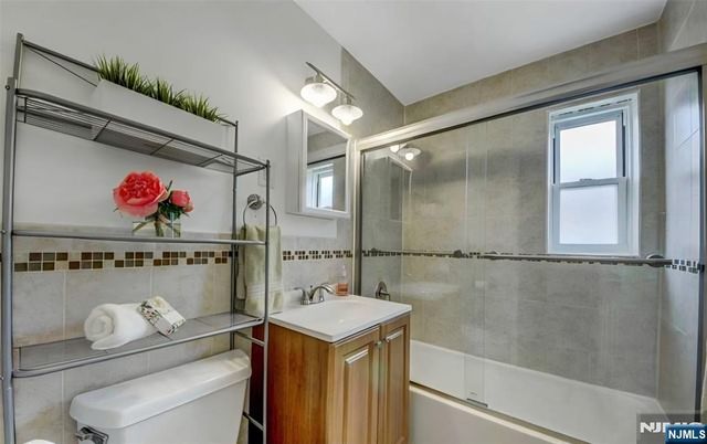 370 Esplanade 21, Hackensack, NJ 07601