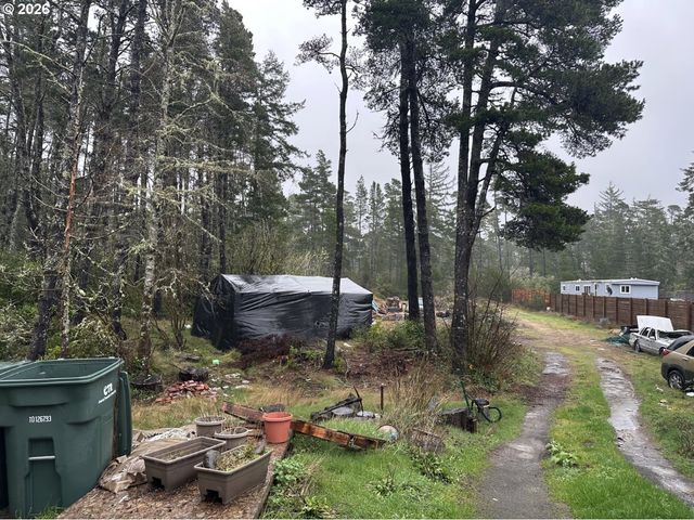 88029 HIGHWAY 101, Florence, OR 97439