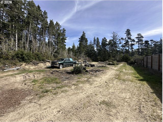 88029 HIGHWAY 101, Florence, OR 97439