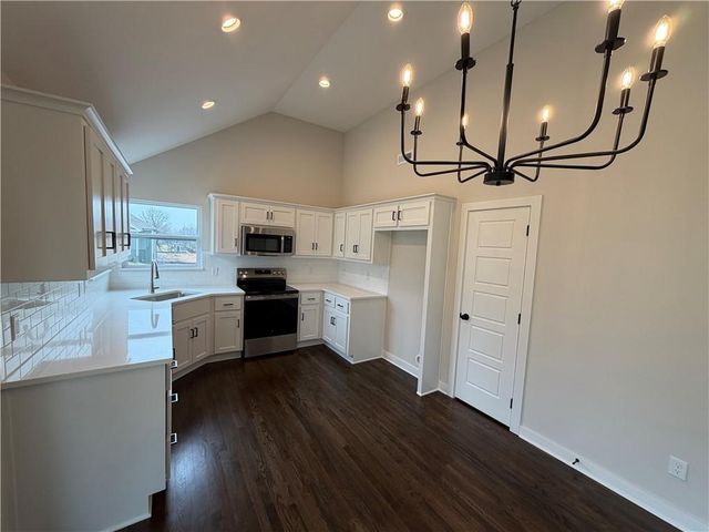 1206 Noah Lane, Kearney, MO 64060