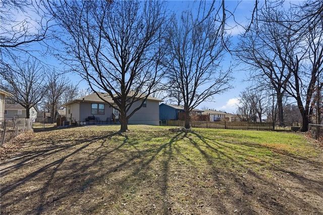 317 Monroe Avenue, Belton, MO 64012