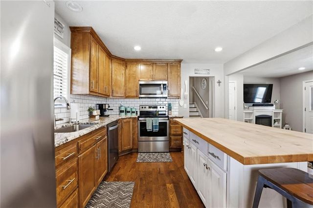 317 Monroe Avenue, Belton, MO 64012