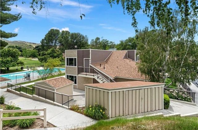 26172 Rainbow Glen, Newhall, CA 91321