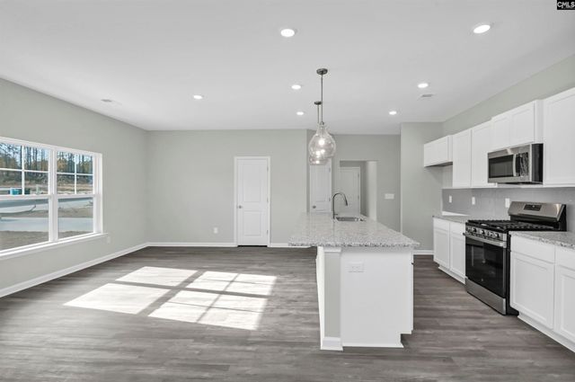 211 Raglins Way, Lugoff, SC 29078