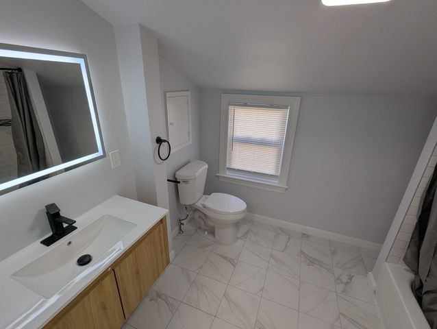 58 Washington St, Stoneham, MA 02180