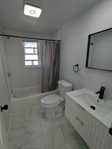 58 Washington St, Stoneham, MA 02180