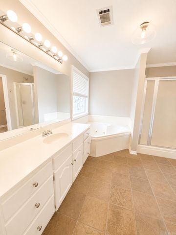 9 Country Cove, Greenbrier, AR 72058