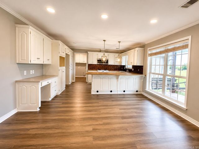 9 Country Cove, Greenbrier, AR 72058