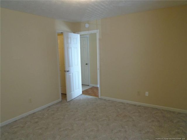 241-7 Waterdown Drive, Fayetteville, NC 28314