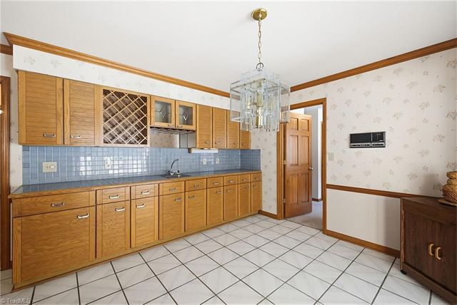 6002 Devoncourt Place, Jamestown, NC 27282