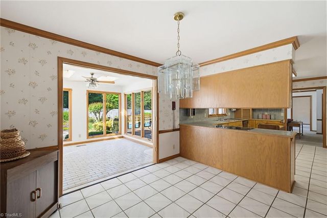 6002 Devoncourt Place, Jamestown, NC 27282