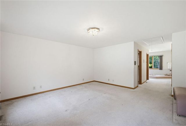 6002 Devoncourt Place, Jamestown, NC 27282