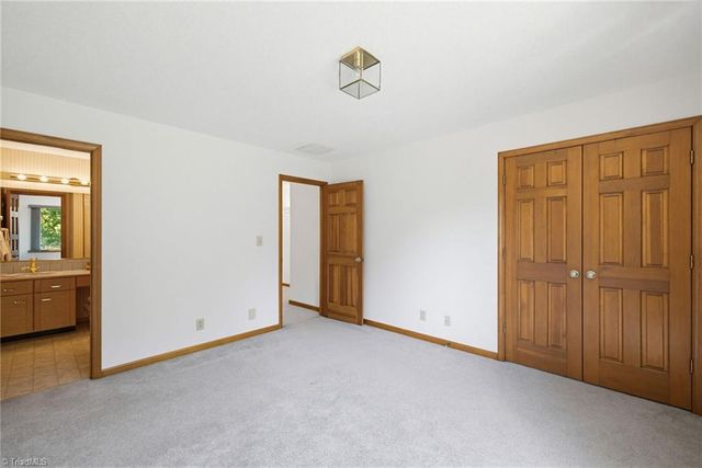 6002 Devoncourt Place, Jamestown, NC 27282