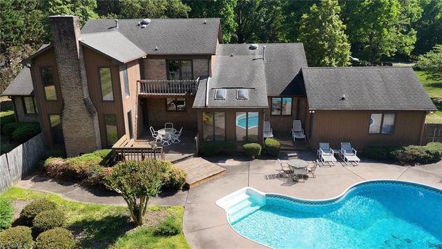 6002 Devoncourt Place, Jamestown, NC 27282