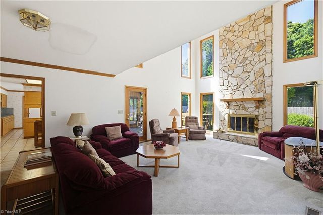 6002 Devoncourt Place, Jamestown, NC 27282