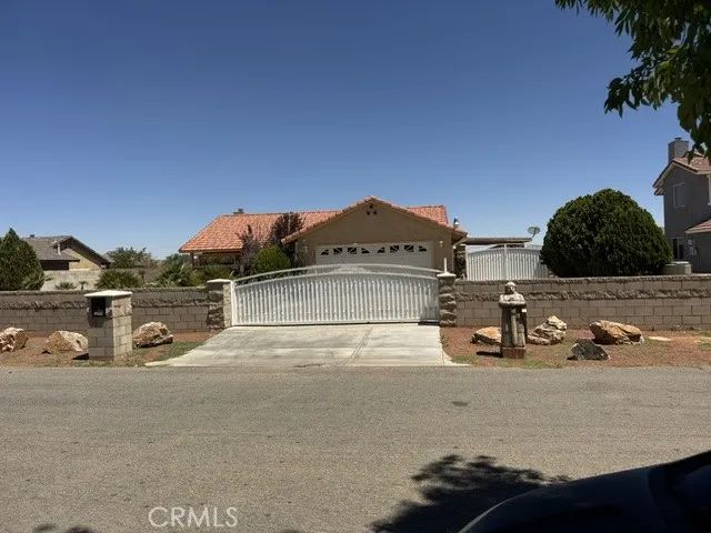 22410 Broken Lance Court, Apple Valley, CA 92307