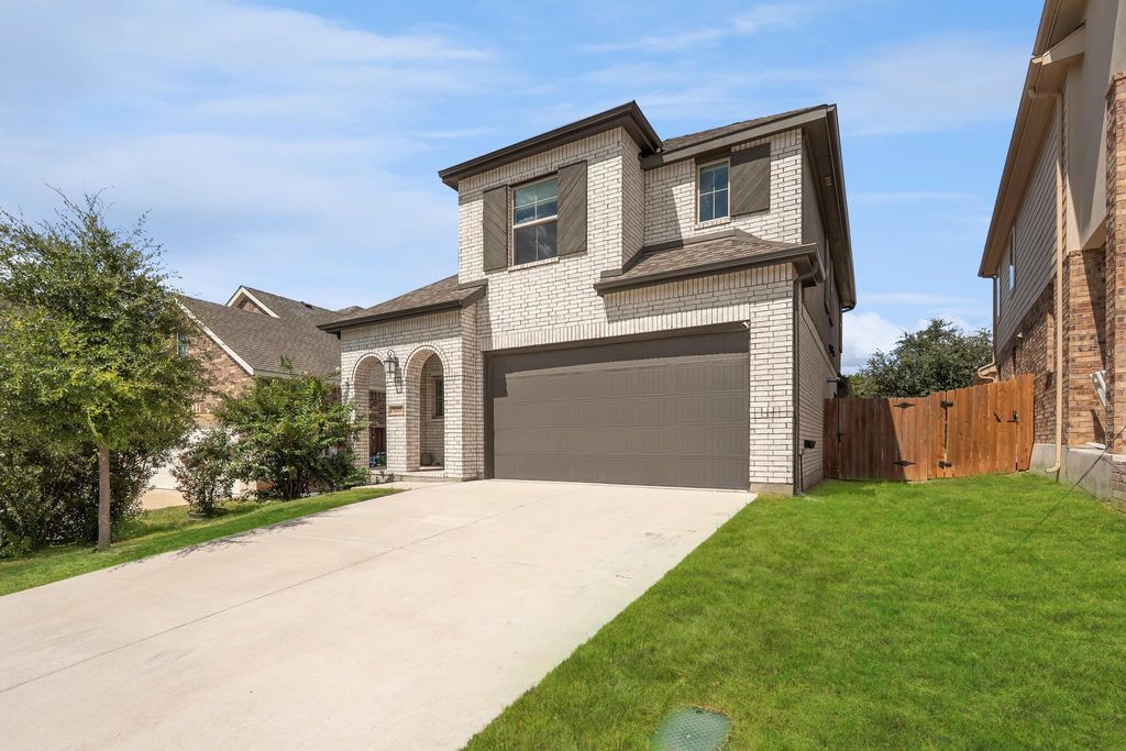 8215 Prairie Rye DR, Lago Vista, TX 78645