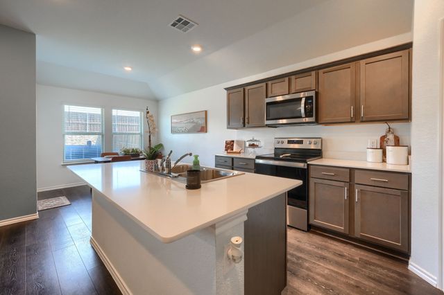 3005 Barnhart Way, Forney, TX 75126