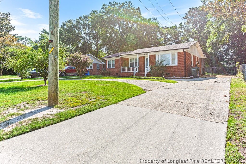 1115 Martindale Drive, Fayetteville, NC 28304 — exterior