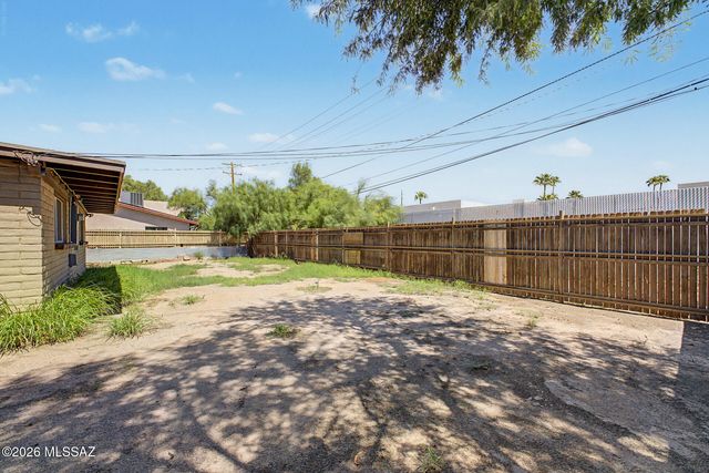 1815 S Winstel Avenue, Tucson, AZ 85713
