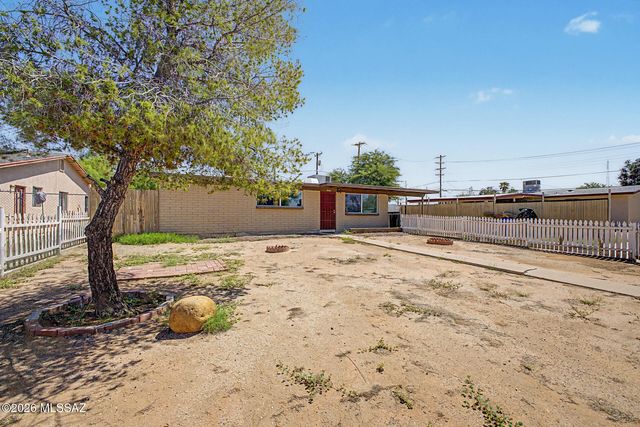 1815 S Winstel Avenue, Tucson, AZ 85713