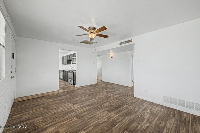 1815 S Winstel Avenue, Tucson, AZ 85713
