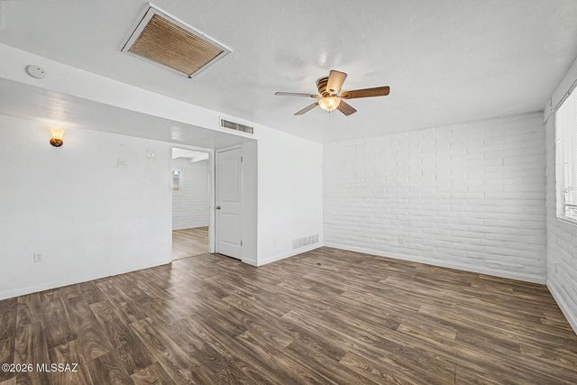 1815 S Winstel Avenue, Tucson, AZ 85713
