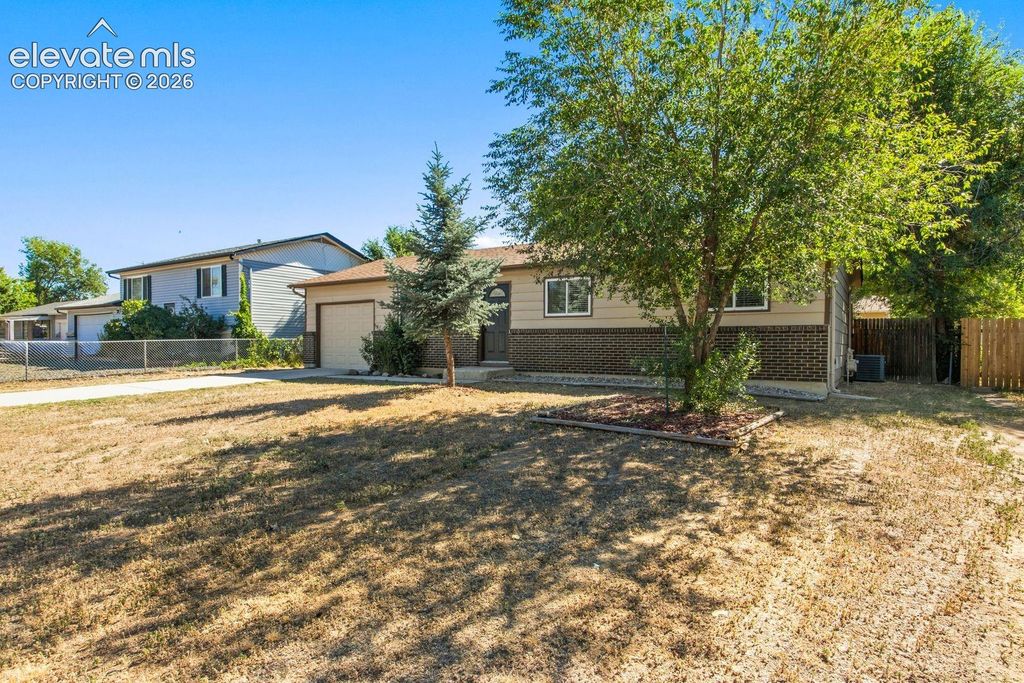 2429 W Anjelina Circle, Colorado Springs, CO 80916 — photo 3